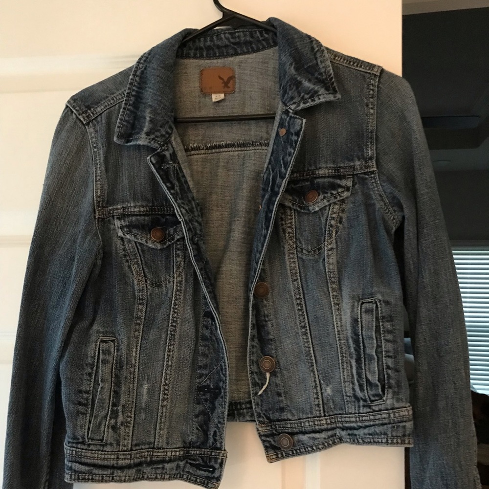 AMERICAN EAGLE JEAN JACKET SIZE M